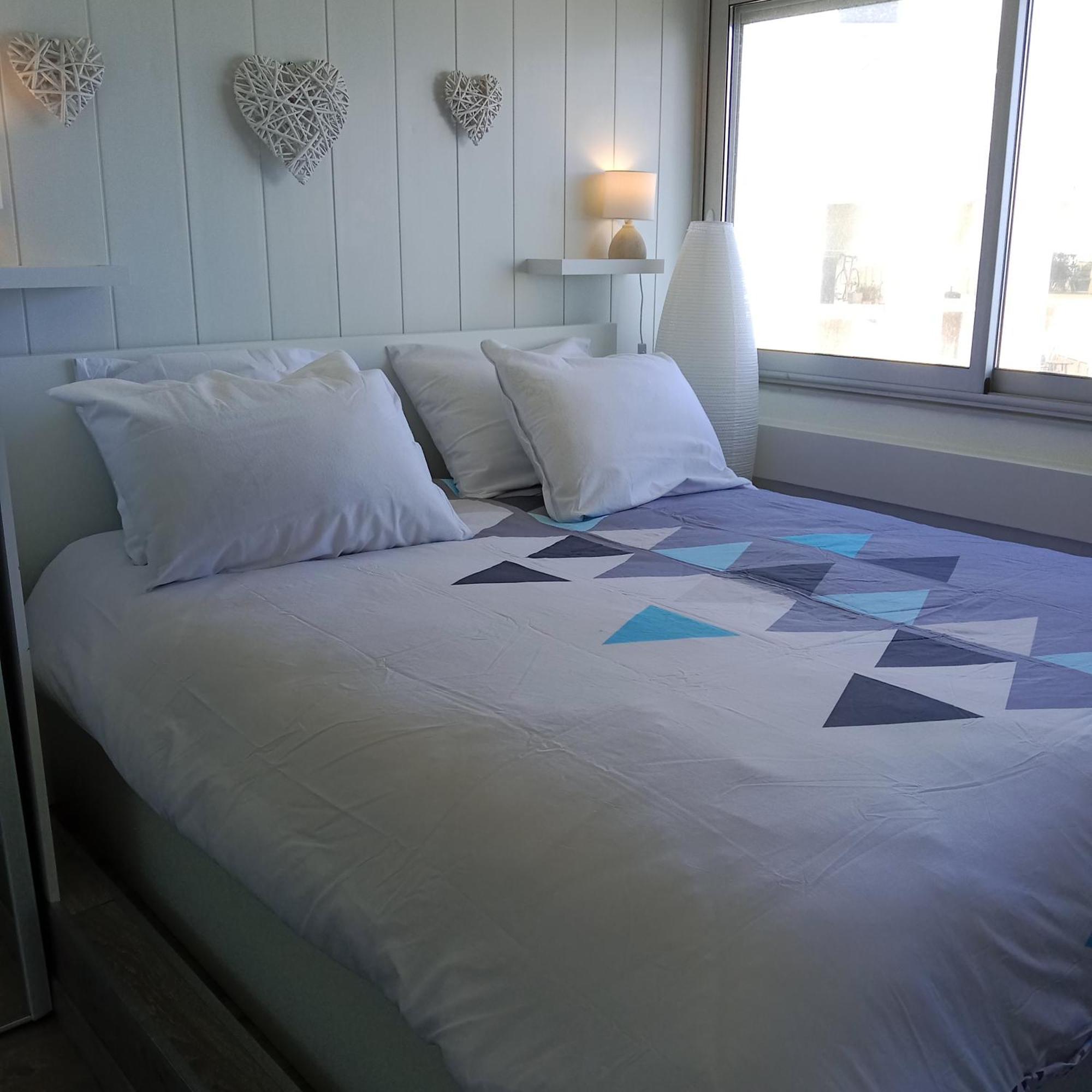 Apartment Superbe T2 Parking Wifi Climatise Face Et Piscine - 4 Etoiles
